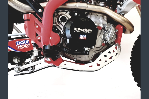 Skid plate with plastic bottom for 4T Beta 2020-2024